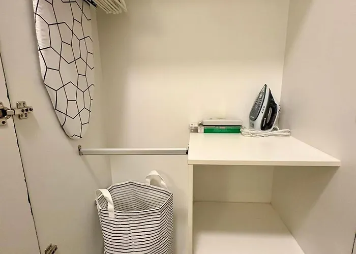 Bgc Uptown Parksuites 1br 14p * Manila
